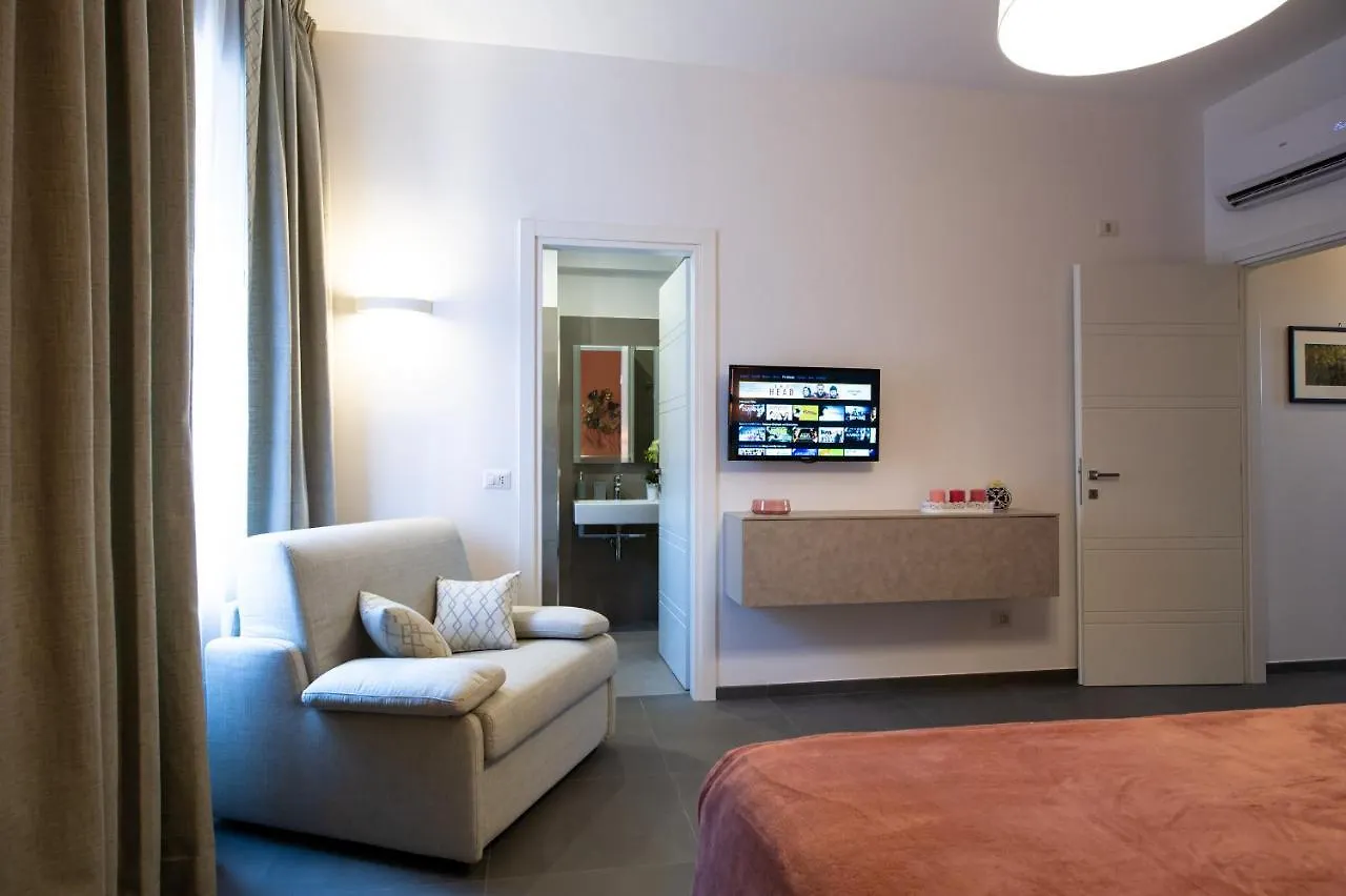 Apartment Clover - 13 Piazza Pio XI Rom Italien
